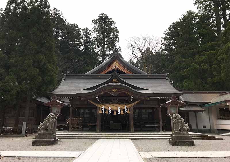 白山さん（白山比咩神社）