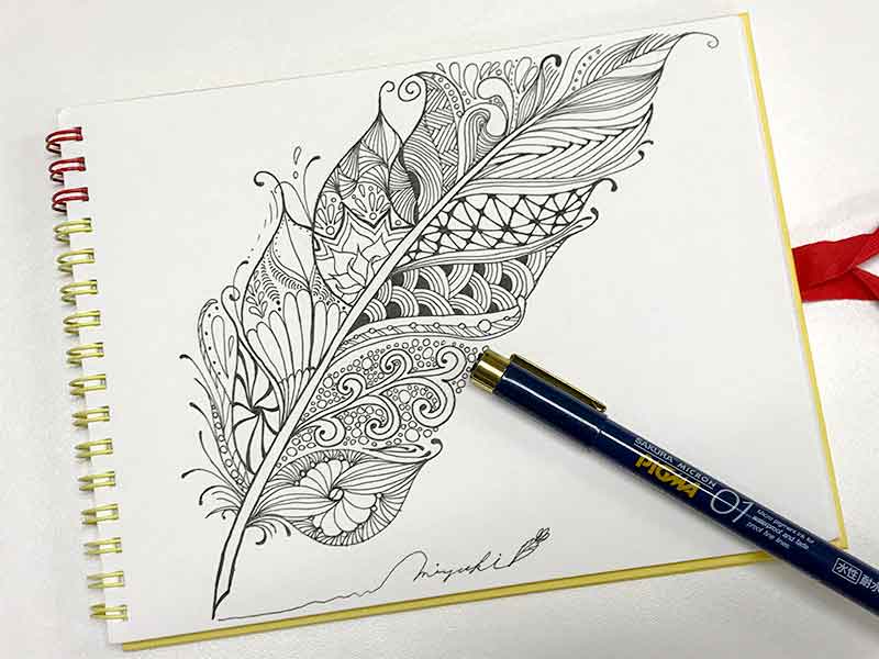 ゼンタングル（zentangle）で鳥の羽根