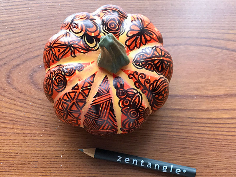 かぼちゃのゼンタングルとインクトーバータングルス